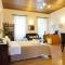 Psyri Neoclassical House Yard Free Parking