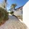 1411 Windsong