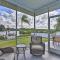 Waterfront Nokomis Escape with Dock, Kayaks and Bikes! - Nokomis