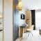 Kyriad Prestige Vannes Centre-Palais des Arts photo 8