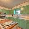 Pet-Friendly Shady Oaks Broken Bow Gem with Patio!