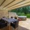 Villa Bobos place with Jacuzzi 46E - 乌马格