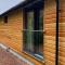 The Heronry Hideaway with luxury hot tub