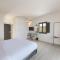 Pearl Inn Hotel by Pearl Hotel Collection