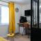 Belle petite chambre privée de 9m2, avec SDC et WC, Wifi et Netflix