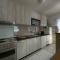 Apartment 84