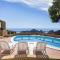 Costa Paradiso villa con piscina indipendente e vista mare per 6 persone