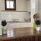 Location cottage with industrial touch