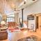 Pagosa Springs Gem with Yard, Decks and Mtn Views! - باغوسا سبرينغز