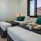 Phaedrus Living: Seaside Flat Constantinos 113