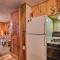 Cozy and Rustic Cottage with Houghton Lake Access! - هاوتون ليك
