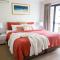 Tropical Getaway in 2 Bedroom Unit in 4 star Resort
