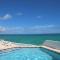 Water's Edge Villa - Oceanfront with Private Pool - Nassau