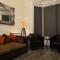 Stunning 5 bed house, 2 mins to beach and town, with free parking