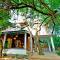 Nuwara Wewa Holiday Resort
