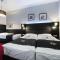 Hotel Noir
