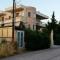 Beautiful cozy house in the Greek Riviera