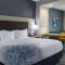 La Quinta Inn & Suites by Wyndham Shorewood - Shorewood