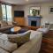 VILLA DION - 3 Bedrooms situated in Cypress Lakes Resort