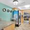 Regency Towers 702 West- Azure Pleasure