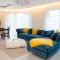 Luxurious Blue&Yellow Apartment in Kaunas Center - 考纳斯