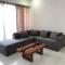 Modern luxury Condo,3 bedroom and 3 bathrooms