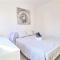 Spacious Lightflooded 2BR Apt / Near Center & Harbour - Ларнака
