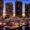 Lovely waterfront condo with swimming pool and gym in the heart of Docklands - Melbourne