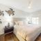 Sea Colony - 19006 Lakeview Court