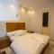 Life Pyramids Inn