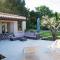 Villa provençale au cœur du pays d’Aix, piscine, vue imprenable