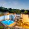 Pakio Luxury Villa : Private Cretan Holidays