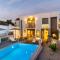Pakio Luxury Villa : Private Cretan Holidays