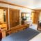 Bentwood Inn