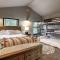 Spacious Room & Views, 18 guests-Dream Catcher