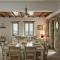 Spacious 6 bdrm Stone Villa with Pool