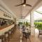Blue Sail Hotel