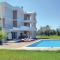 Lovely Home In Preveza With Outdoor Swimming Pool - كانالي