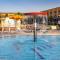 Enjoy a poolside retreat - Beahost