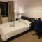 ASHMINA HOLIDAY LET with Free onsite Parking for SMALL VANS and cars only
