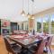 Luxurious Sierra Lane Escape