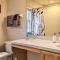 Townhome with Resort Amenities in Davenport!