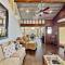 Opulent Waterfront 118B