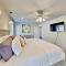 Opulent Waterfront 118B