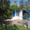 Les Volets Bleus Provence
