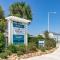 Coral Reef Gataway