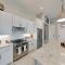 Waterfront Paradise, Private Pool & Dock, Poolside TV & Multi-TV Game Room