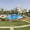 Fantastica villa con piscina en gran golf resort
