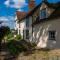 Pounce Hall -Stunning historic home in rural Essex - Saffron Walden