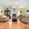DeBary Inn
